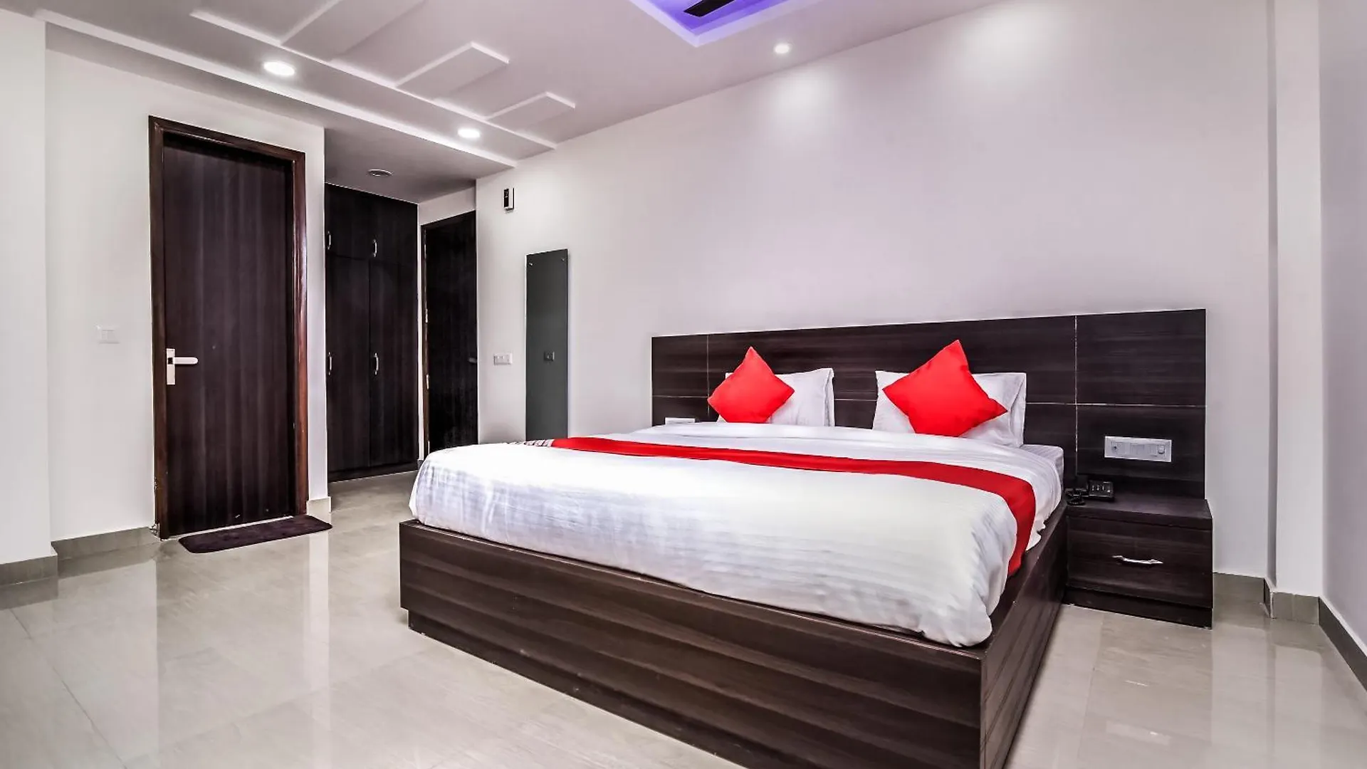 ***  Hotel Aerostar Gold - Opposite Max Healthcare Delhi  India