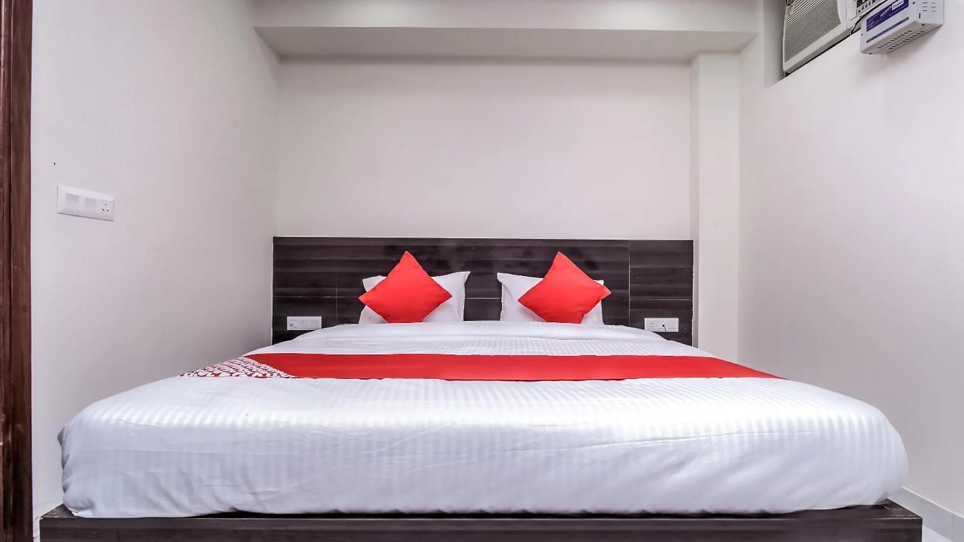 Hotel Aerostar Gold - Opposite Max Healthcare Delhi  Delhi (National Capital Territory of India)